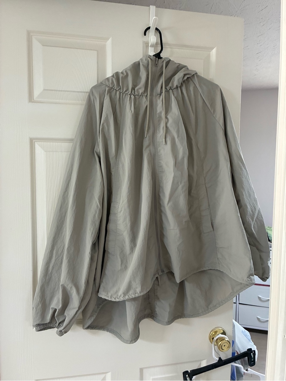 Avia Light Gray Hooded Windbreaker Jacket